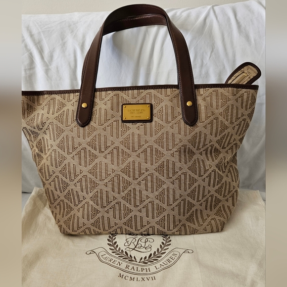 Lauren Ralph Lauren Shoulder Bag - Picture 3 of 15